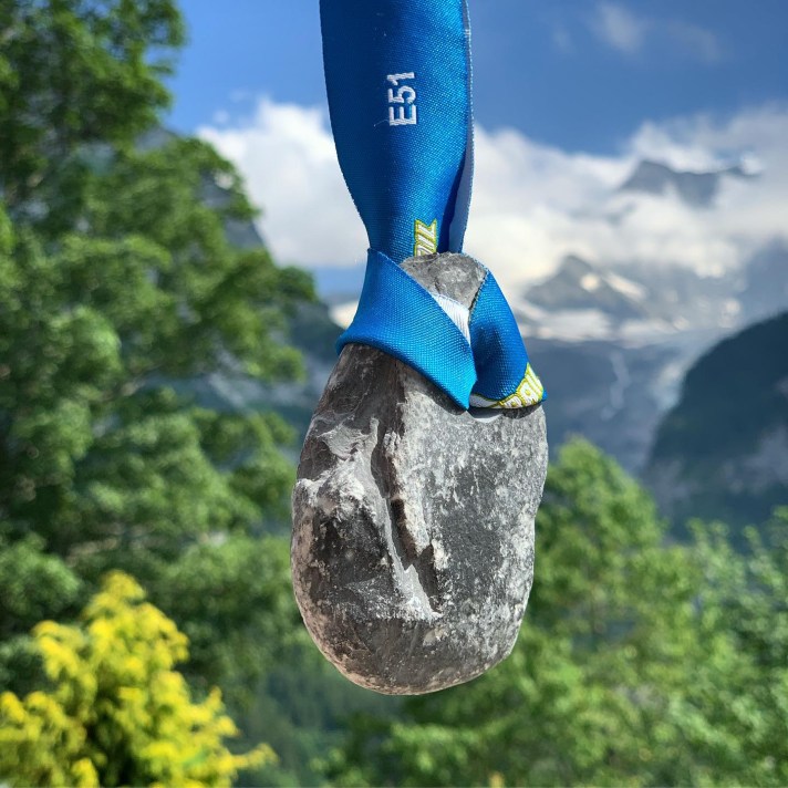 CDE610AC-D8FE-4C94-9A52-B7413AE22970